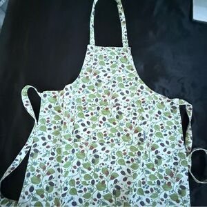 Now Designs Floral Apron with Berry Print Cute Kitchen Berry
